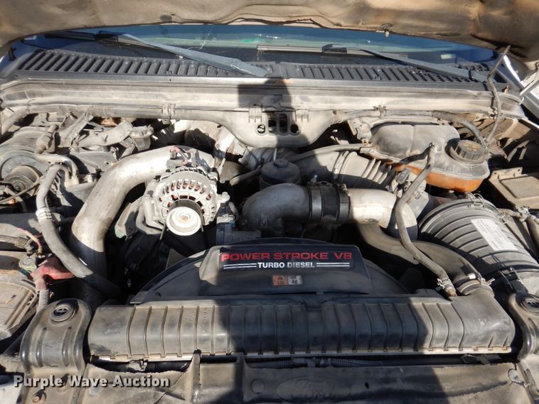 image for item KH9153 2003 Ford F550 Super Duty  Crew Cab flatbed truck