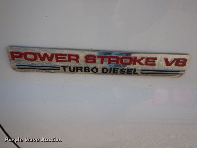 image for item KH9153 2003 Ford F550 Super Duty  Crew Cab flatbed truck