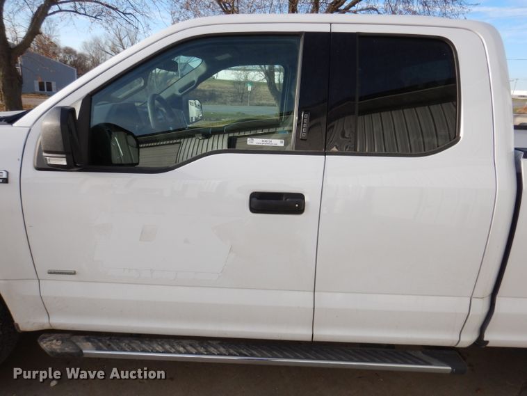 image for item KH9154 2016 Ford F150  SuperCab pickup truck