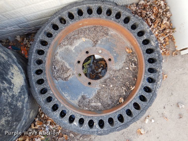 image for item KH9157 (5) 10-16.5 tires and wheels