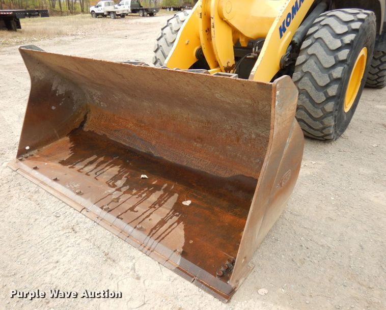 image for item KK9710 2014 Komatsu WA320-7  wheel loader