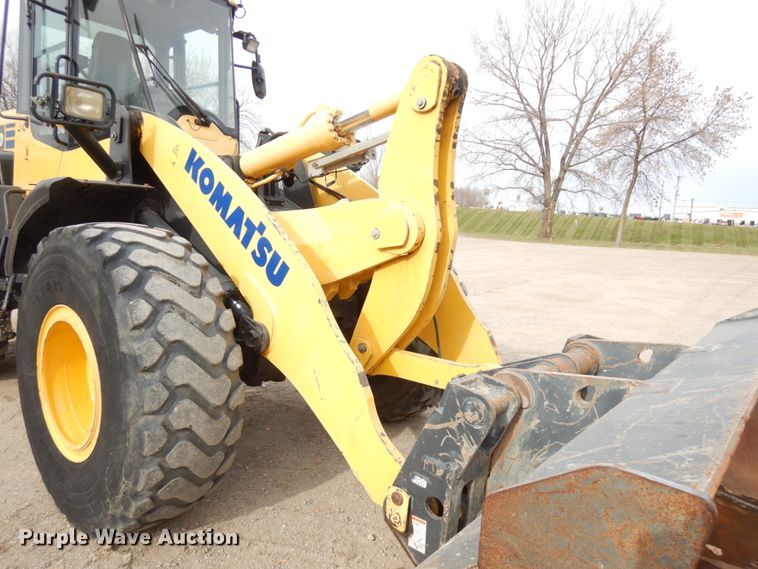 image for item KK9710 2014 Komatsu WA320-7  wheel loader