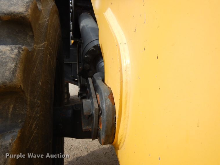 image for item KK9710 2014 Komatsu WA320-7  wheel loader