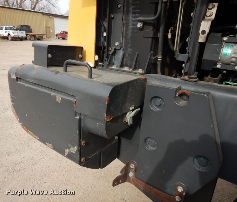 image for item KK9710 2014 Komatsu WA320-7  wheel loader