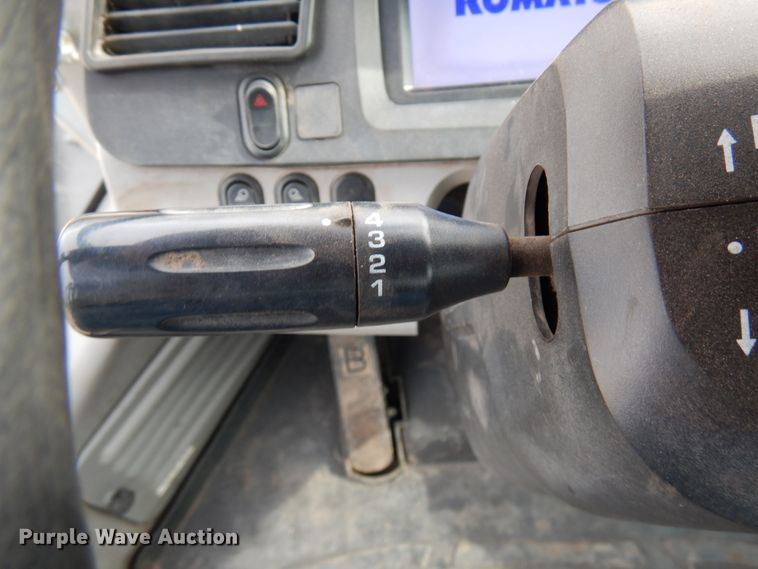 image for item KK9710 2014 Komatsu WA320-7  wheel loader