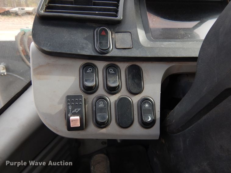 image for item KK9710 2014 Komatsu WA320-7  wheel loader