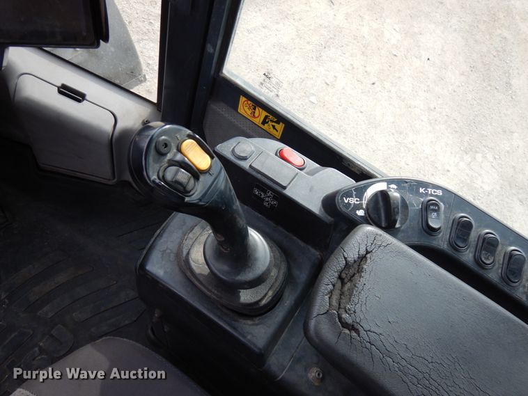 image for item KK9710 2014 Komatsu WA320-7  wheel loader