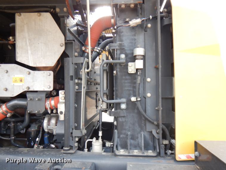 image for item KK9710 2014 Komatsu WA320-7  wheel loader