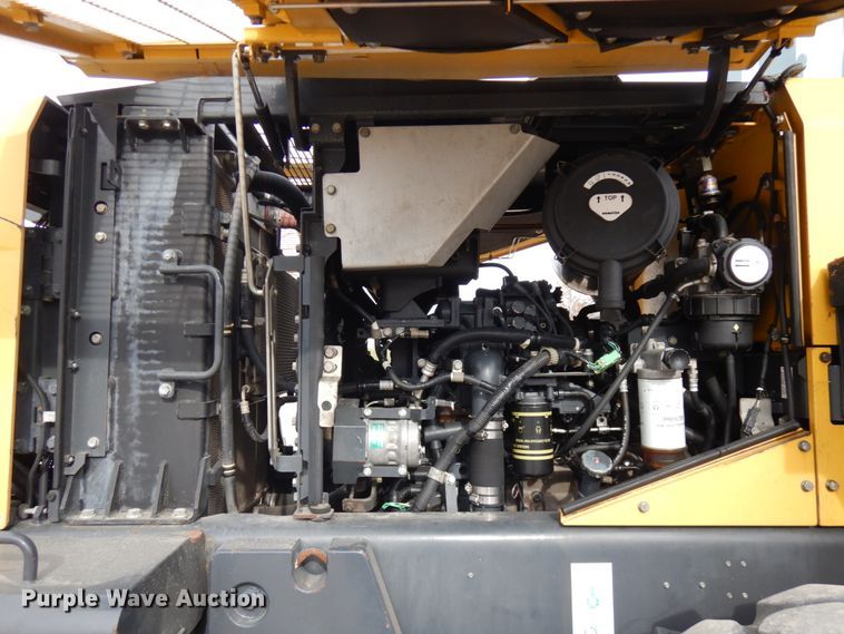 image for item KK9710 2014 Komatsu WA320-7  wheel loader