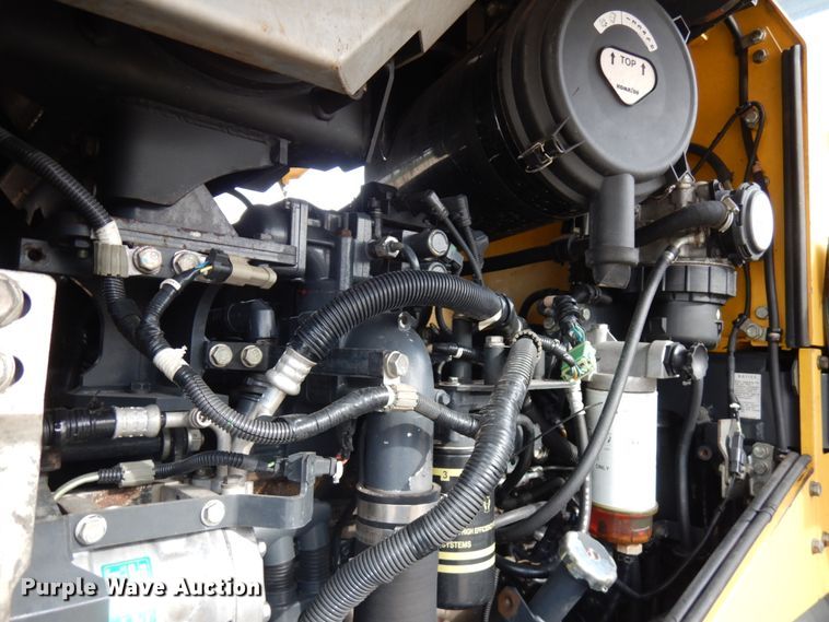 image for item KK9710 2014 Komatsu WA320-7  wheel loader