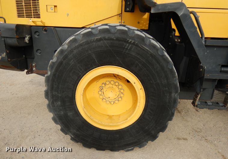 image for item KK9710 2014 Komatsu WA320-7  wheel loader