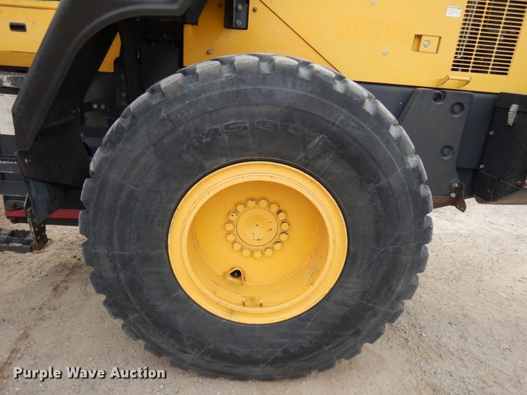 image for item KK9710 2014 Komatsu WA320-7  wheel loader