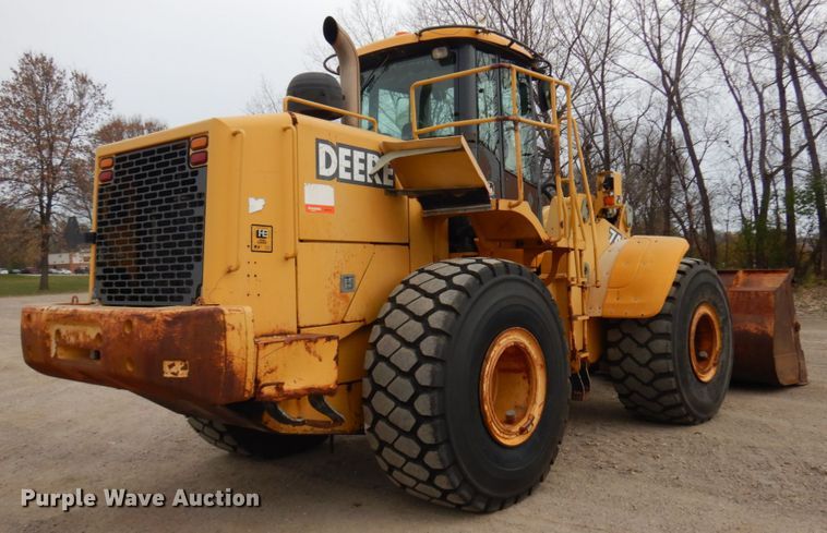 image for item KK9711 2003 John Deere 744J  wheel loader