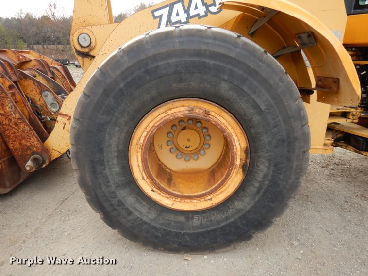 image for item KK9711 2003 John Deere 744J  wheel loader