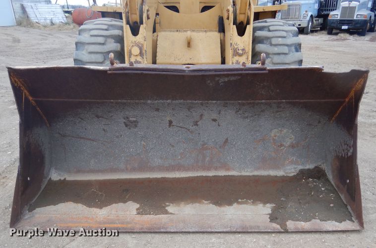 image for item KO9160 1975 Michigan Clark 55B-C  wheel loader