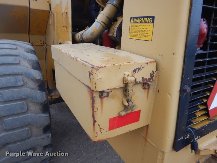 image for item KO9160 1975 Michigan Clark 55B-C  wheel loader