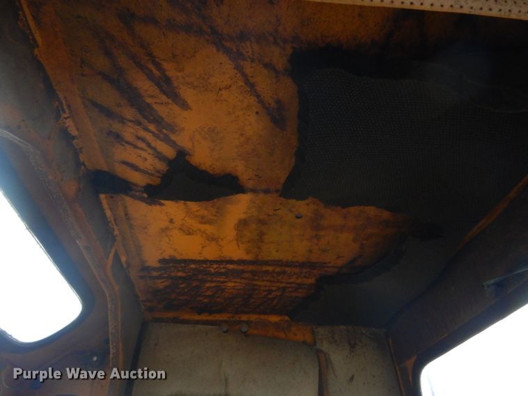 image for item KO9160 1975 Michigan Clark 55B-C  wheel loader