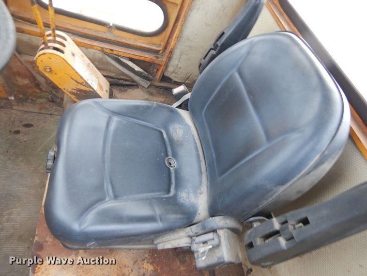 image for item KO9160 1975 Michigan Clark 55B-C  wheel loader