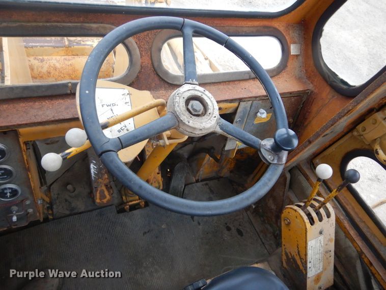 image for item KO9160 1975 Michigan Clark 55B-C  wheel loader