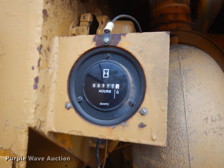 image for item KO9160 1975 Michigan Clark 55B-C  wheel loader