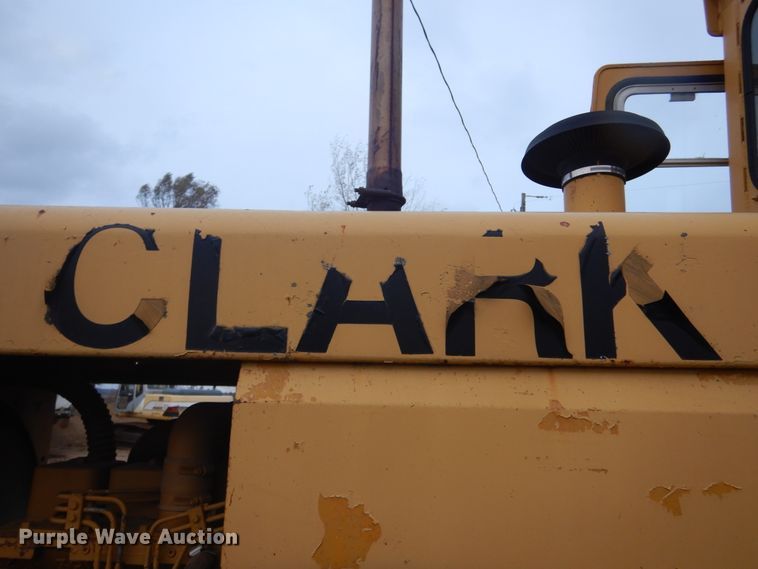 image for item KO9160 1975 Michigan Clark 55B-C  wheel loader