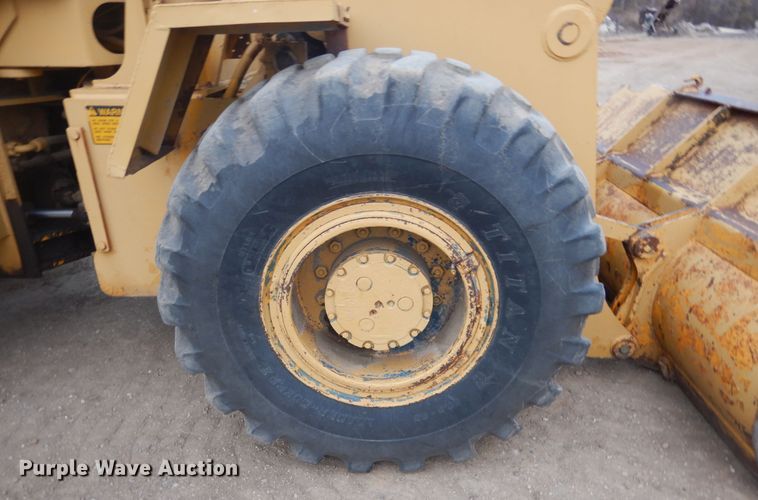 image for item KO9160 1975 Michigan Clark 55B-C  wheel loader