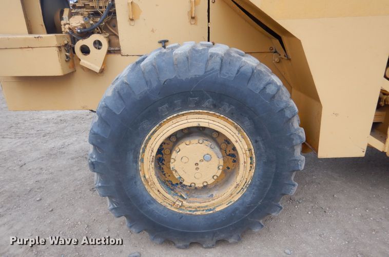 image for item KO9160 1975 Michigan Clark 55B-C  wheel loader