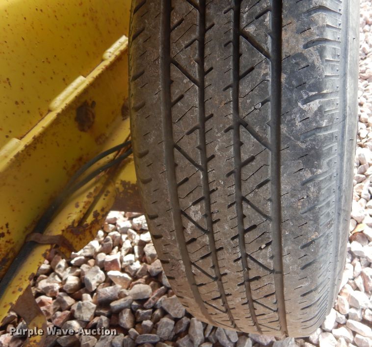 image for item KO9166 1999 Ring-o-matic  vacuum excavator