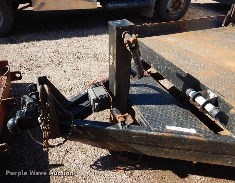 image for item KO9217 2010 M&S  tilt deck equipment trailer