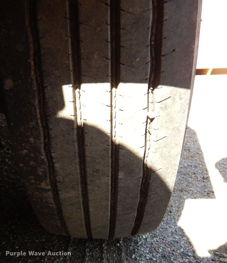 image for item KO9217 2010 M&S  tilt deck equipment trailer