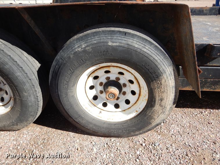 image for item KO9217 2010 M&S  tilt deck equipment trailer