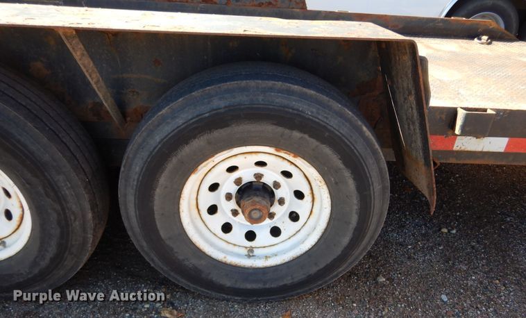 image for item KO9217 2010 M&S  tilt deck equipment trailer