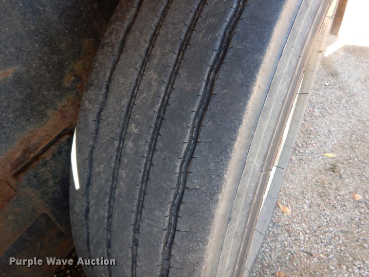 image for item KO9217 2010 M&S  tilt deck equipment trailer