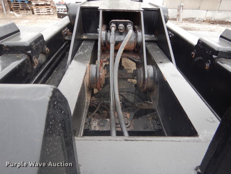 image for item KO9781 2014 Freightliner Business Class M2  hook lift truck