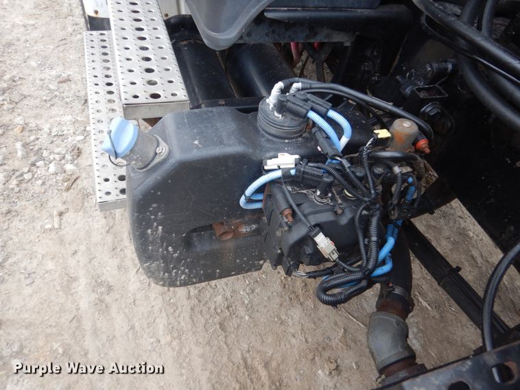 image for item KO9781 2014 Freightliner Business Class M2  hook lift truck