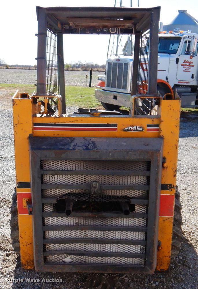 image for item KY9560 Mustang 320  skid steer loader