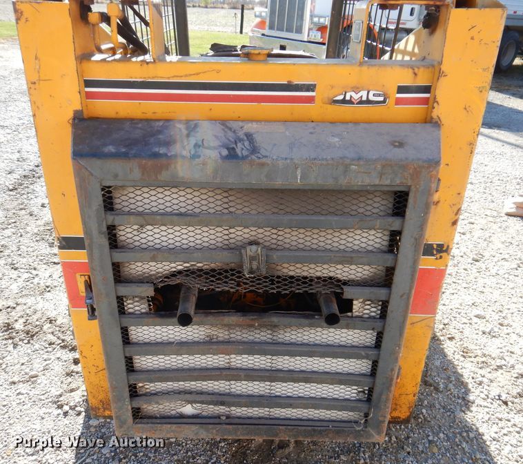 image for item KY9560 Mustang 320  skid steer loader