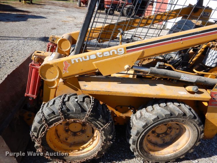 image for item KY9560 Mustang 320  skid steer loader