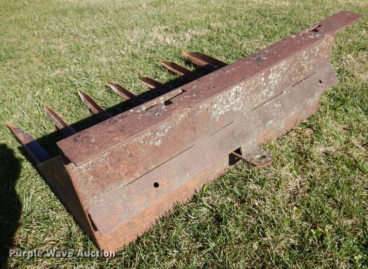 image for item KY9560 Mustang 320  skid steer loader