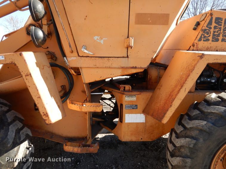 image for item KY9561 1983 Case W14  wheel loader