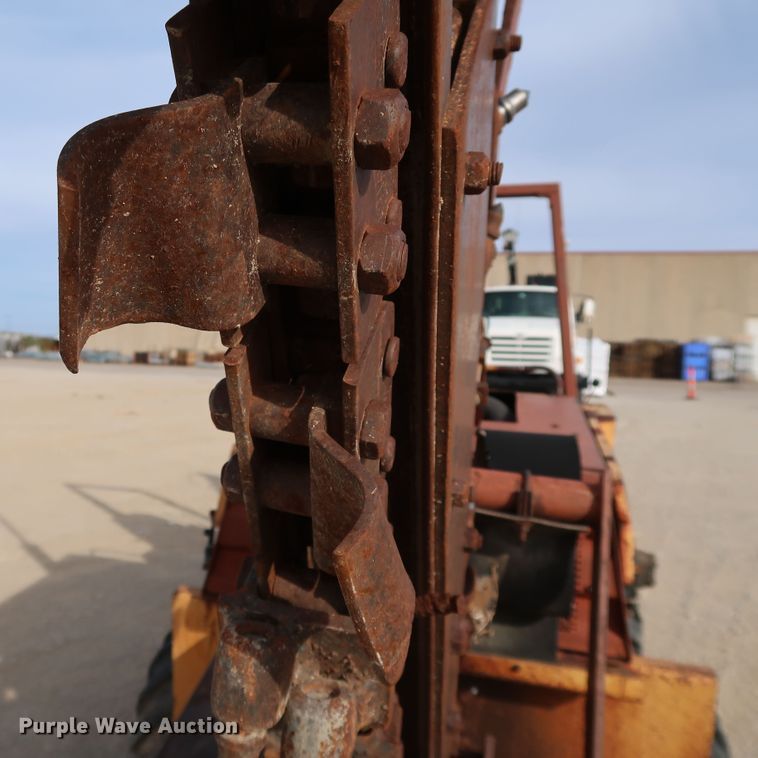 image for item KY9751 1988 Case 360  trencher