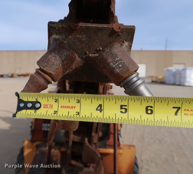 image for item KY9751 1988 Case 360  trencher