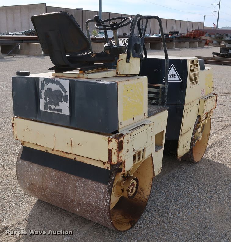 image for item KY9752 1993 Bomag BW100AD-2  double drum vibratory roller