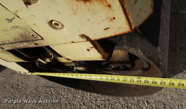 image for item KY9752 1993 Bomag BW100AD-2  double drum vibratory roller