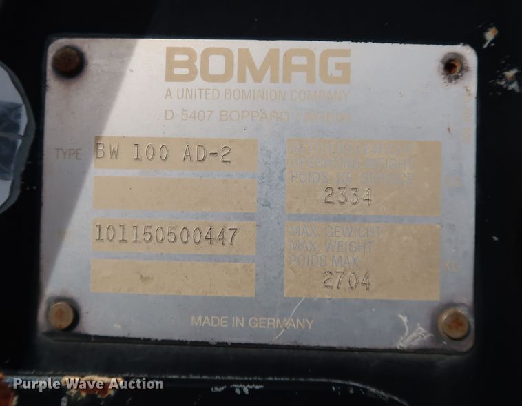 image for item KY9752 1993 Bomag BW100AD-2  double drum vibratory roller