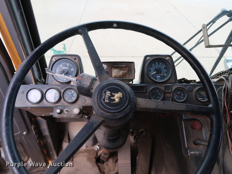 image for item KY9754 1992 Mack MR688P  paint striper truck