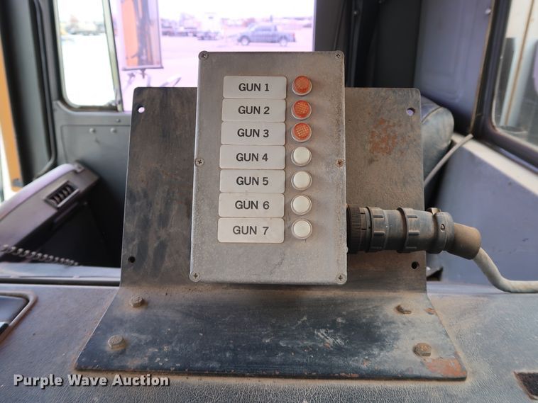 image for item KY9754 1992 Mack MR688P  paint striper truck