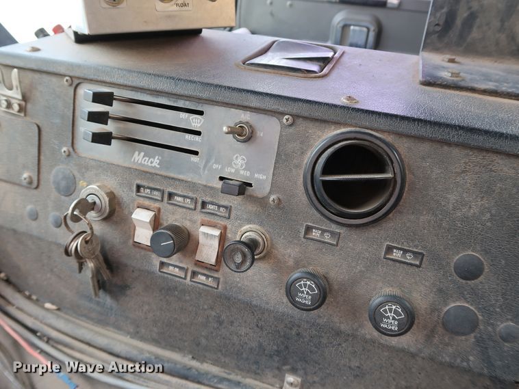 image for item KY9754 1992 Mack MR688P  paint striper truck