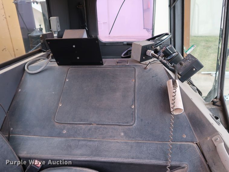 image for item KY9754 1992 Mack MR688P  paint striper truck