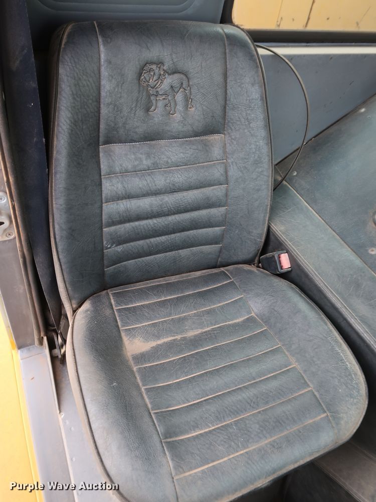 image for item KY9754 1992 Mack MR688P  paint striper truck